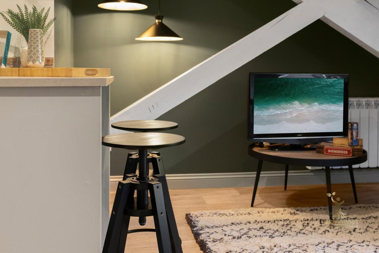 Luxe Courtyard Apartment For 4 Near Exeter City Centre Exterior foto